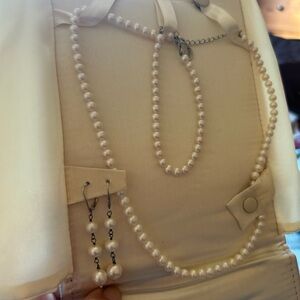 Stauer pearl earrings,necklace,bracelet, set